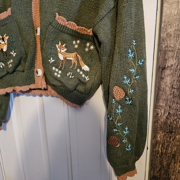 *NEW* Embroidered Fox Pocket Cardigan - Olive & Rust - Picture 2 of 6